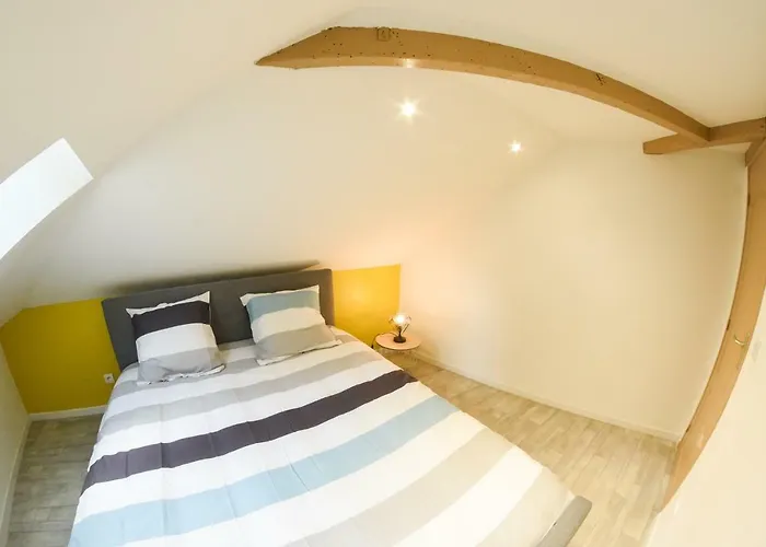 Апартаменты Du Centre Шарлевиль-Мезьер